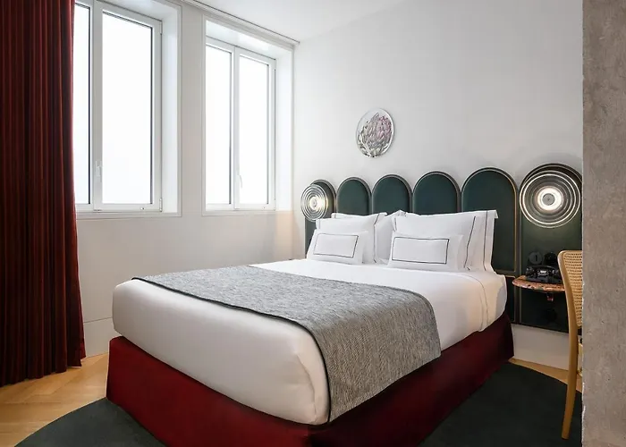 Hotel Montebelo Vista Alegre Chiado 5*