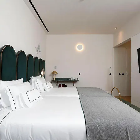 Отель Montebelo Vista Alegre Chiado 5*