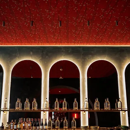 Отель Montebelo Vista Alegre Chiado Лиссабон